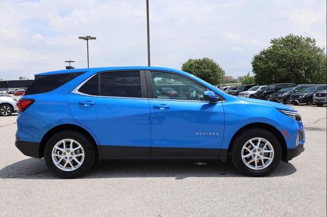 Photo of 2024 Blue Chevrolet Equinox