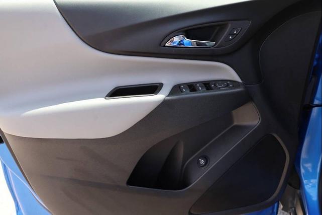 Photo of 2024 Blue Chevrolet Equinox
