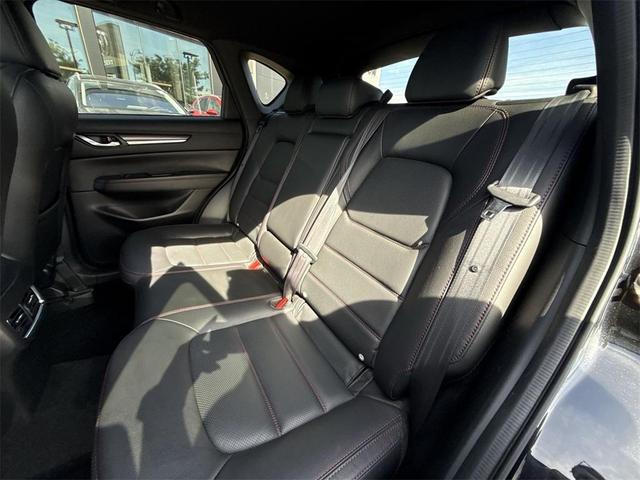 Photo of 2022 Jet Black Mica Mazda CX-5