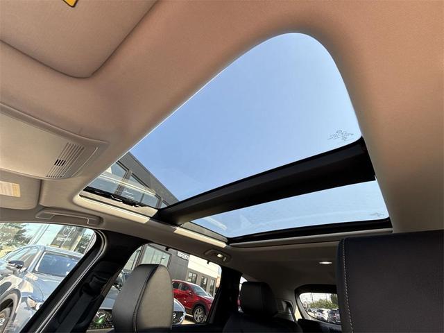 Photo of 2024 Rhodium White Metallic Mazda CX-90