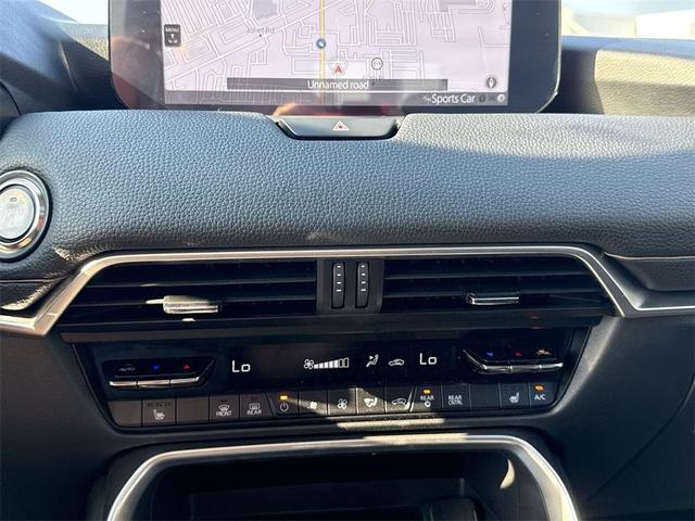 Photo of 2024 Rhodium White Metallic Mazda CX-90