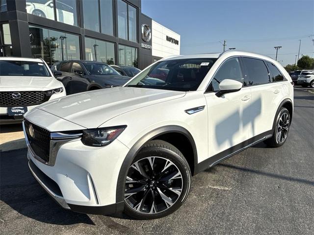 Photo of 2024 Rhodium White Metallic Mazda CX-90
