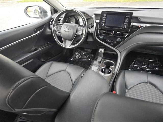 Photo of 2023 Ice Cap Toyota Camry