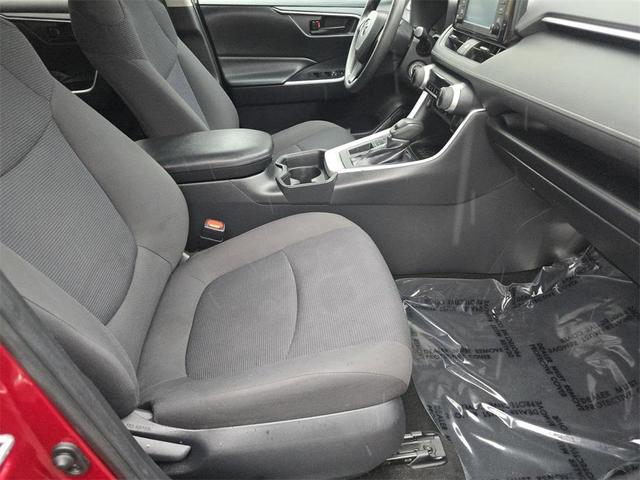 Photo of 2019 Ruby Flare Pearl Toyota RAV4