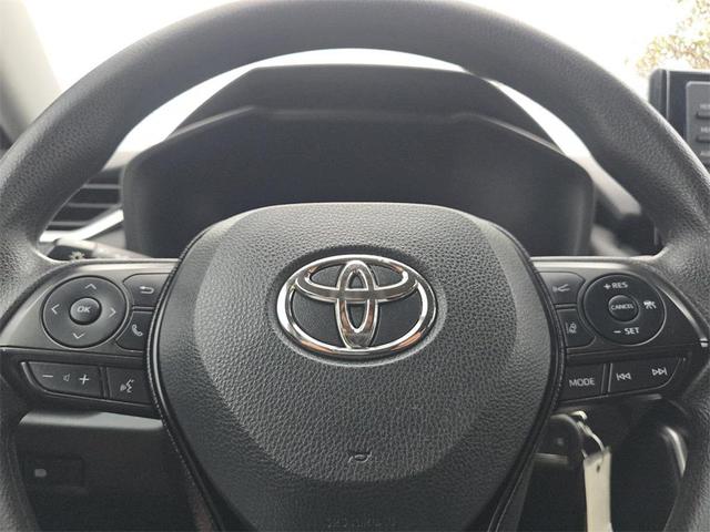 Photo of 2019 Ruby Flare Pearl Toyota RAV4