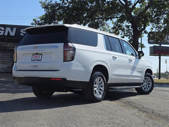 Photo of 2021 Summit White Chevrolet Suburban