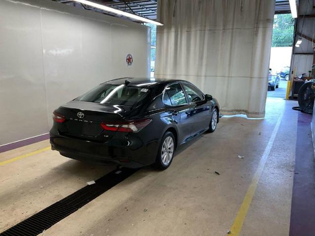 Photo of 2021 Midnight Black Metallic Toyota Camry