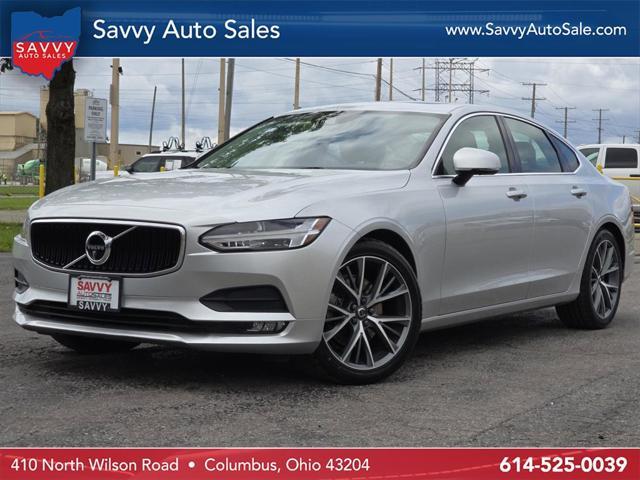 2017 Volvo S90