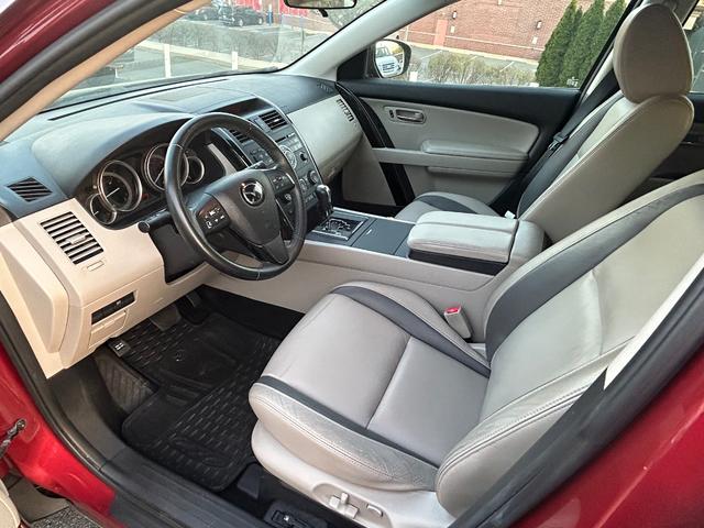 Photo of 2012 red Mazda CX-9