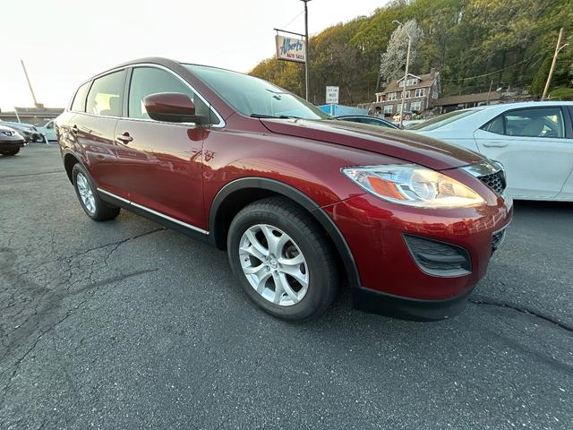 Photo of 2012 red Mazda CX-9