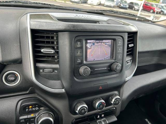Photo of 2020 Diamond Black Crystal Pearlcoat RAM 1500
