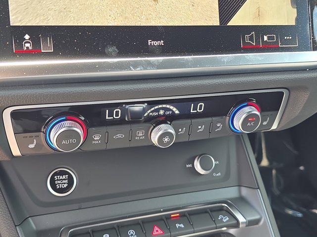Photo of 2025 Navarra Blue Metallic Audi Q3