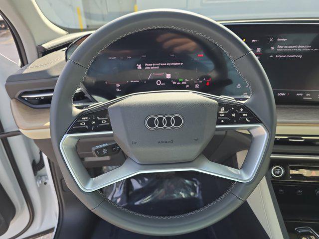 Photo of 2025 Glacier White Metallic Audi Q5