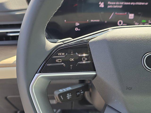 Photo of 2025 Glacier White Metallic Audi Q5