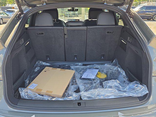 Photo of 2025 Chronos Gray Metallic Audi Q5