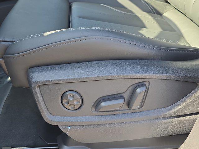 Photo of 2025 Chronos Gray Metallic Audi Q5