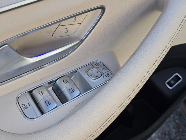 Photo of 2024 Obsidian Black Metallic Mercedes-Benz GLE 350