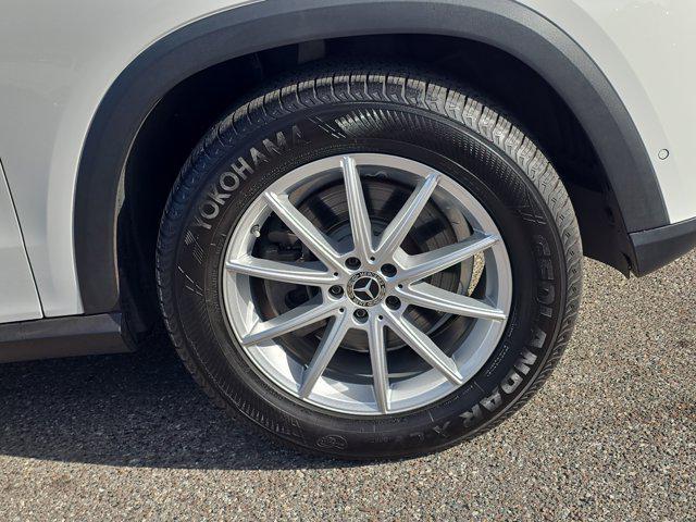 Photo of 2024 Obsidian Black Metallic Mercedes-Benz GLE 350