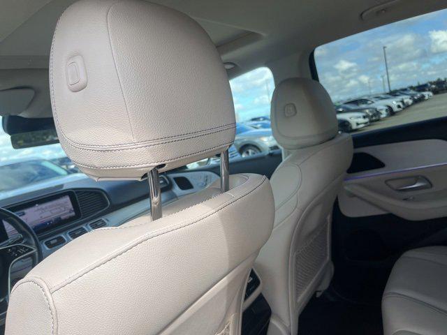 Photo of 2024 Obsidian Black Metallic Mercedes-Benz GLE 350