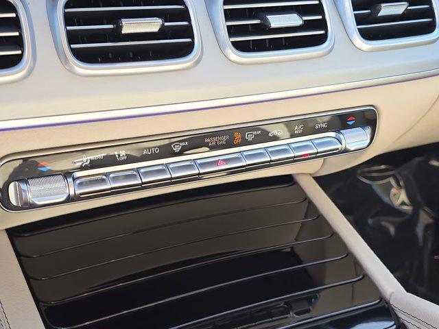 Photo of 2024 Obsidian Black Metallic Mercedes-Benz GLE 350