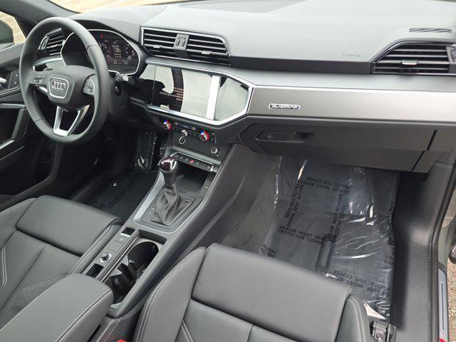Photo of 2025 Chronos Gray Metallic Audi Q3