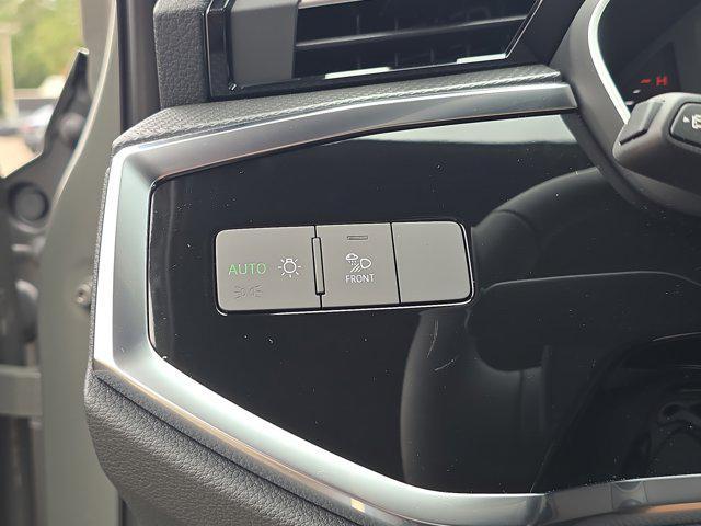 Photo of 2025 Chronos Gray Metallic Audi Q3