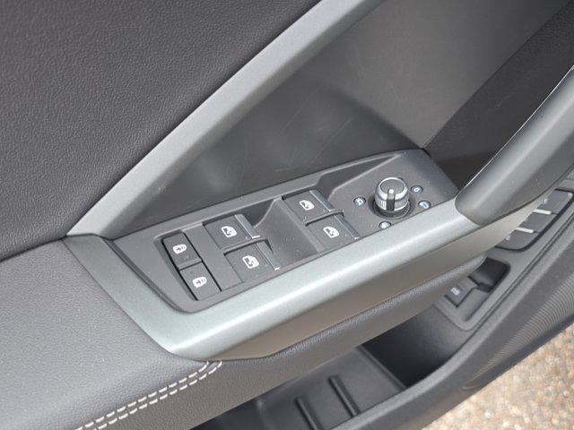 Photo of 2025 Chronos Gray Metallic Audi Q3