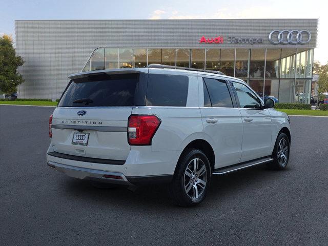 Photo of 2023 Star White Metallic Tri-Coat Ford Expedition