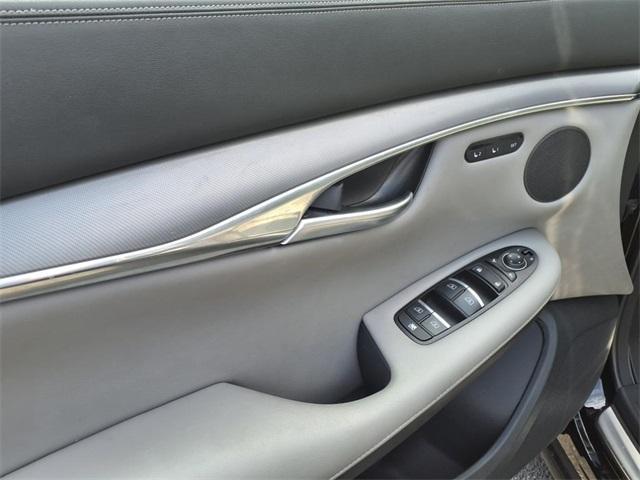 Photo of 2024 Black Obsidian INFINITI QX50