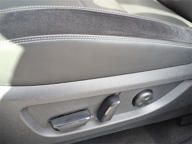 Photo of 2024 Black Obsidian INFINITI QX50