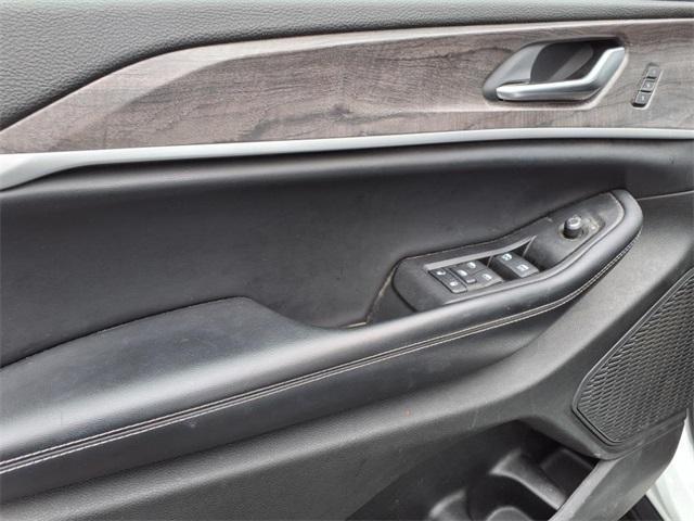 Photo of 2023 Bright White Clearcoat Jeep Grand Cherokee L