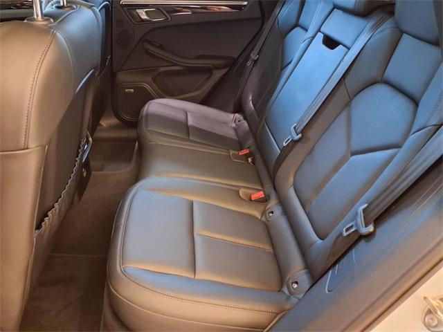 Photo of 2024 Carrara White Metallic Porsche Macan
