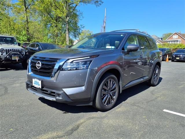 2022 Nissan Pathfinder
