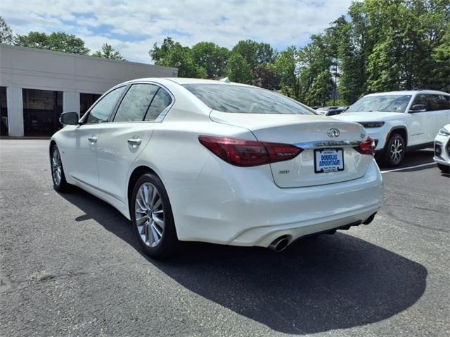 Photo of 2019 Majestic White INFINITI Q50