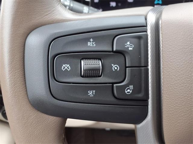 Photo of 2022 White Frost Tri-Coat GMC Yukon XL