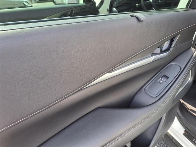 Photo of 2025 Majestic White INFINITI QX60