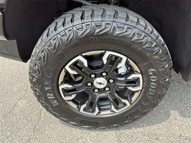 Photo of 2024 Red Chevrolet Silverado 1500