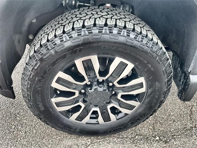 Photo of 2024 Onyx Black GMC Sierra 3500