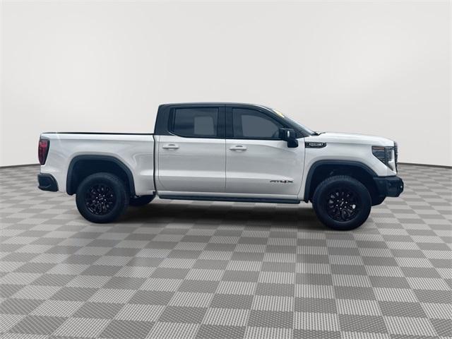 Photo of 2023 Summit White GMC Sierra 1500