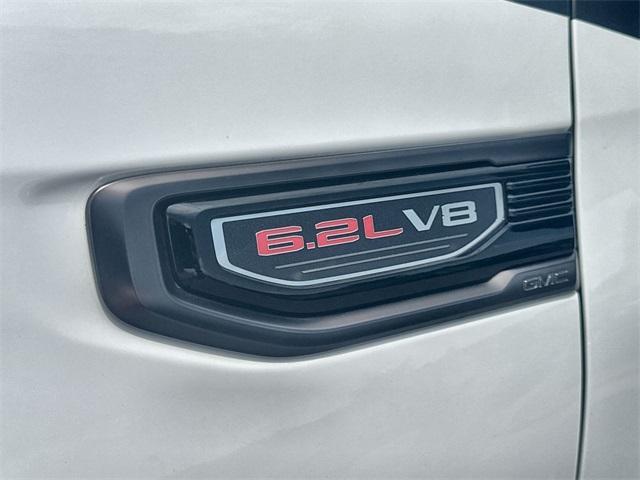 Photo of 2023 Summit White GMC Sierra 1500