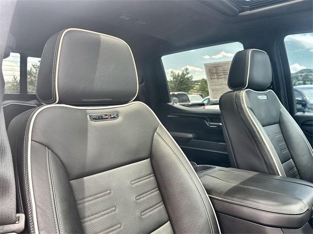 Photo of 2023 Summit White GMC Sierra 1500