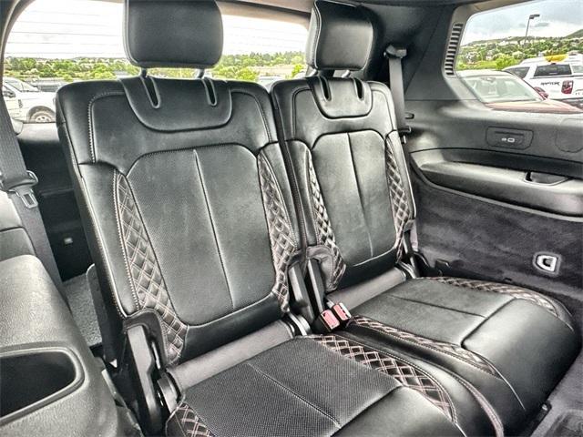 Photo of 2024 Diamond Black Jeep Grand Cherokee L