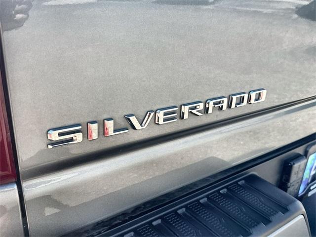 Photo of 2024 Sterling Gray Metallic Chevrolet Silverado 2500