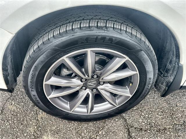 Photo of 2021 White Acura RDX