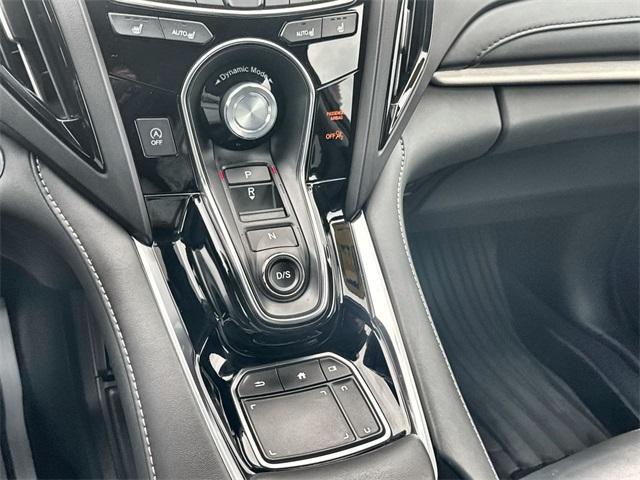 Photo of 2021 White Acura RDX