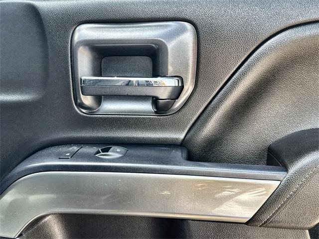 Photo of 2017 Graphite Metallic Chevrolet Silverado 1500