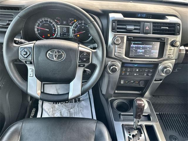 Photo of 2018 White Toyota 4Runner