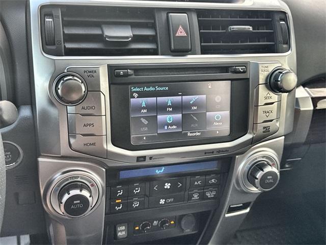 Photo of 2018 White Toyota 4Runner