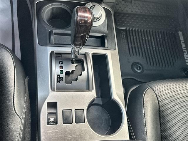 Photo of 2018 White Toyota 4Runner