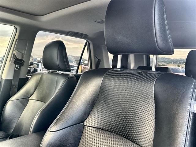 Photo of 2018 White Toyota 4Runner